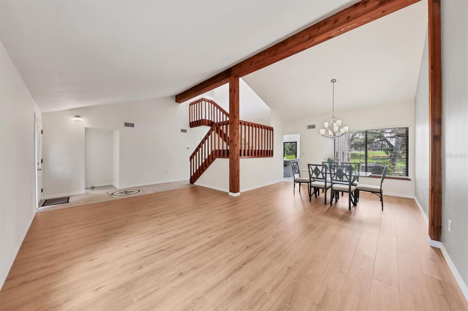 A4661675 Property Photo
