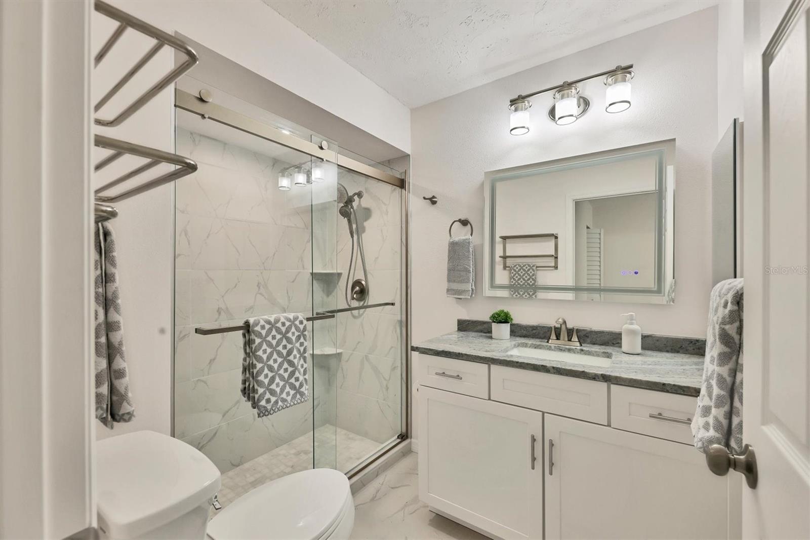 A4661675 Property Photo
