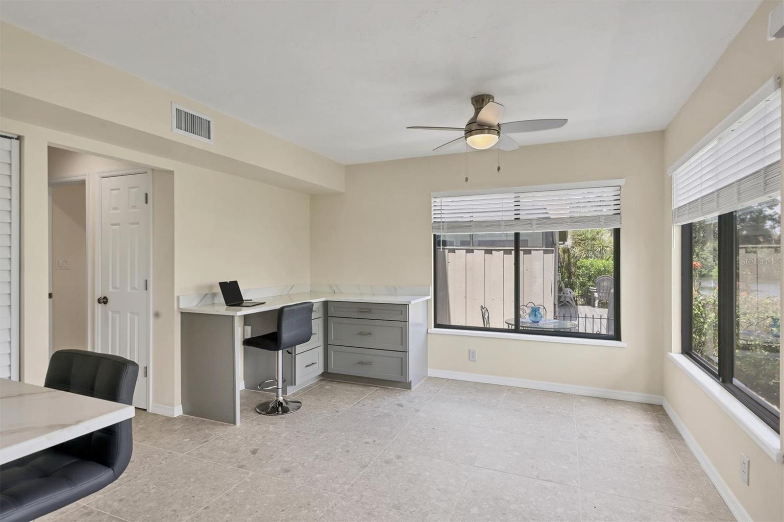 A4661675 Property Photo