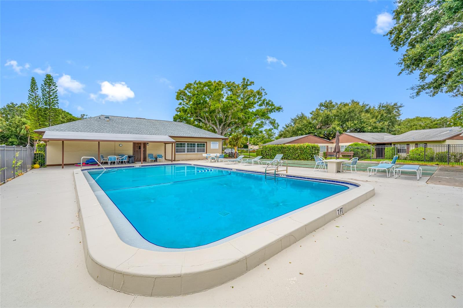 TB8416229 Property Photo