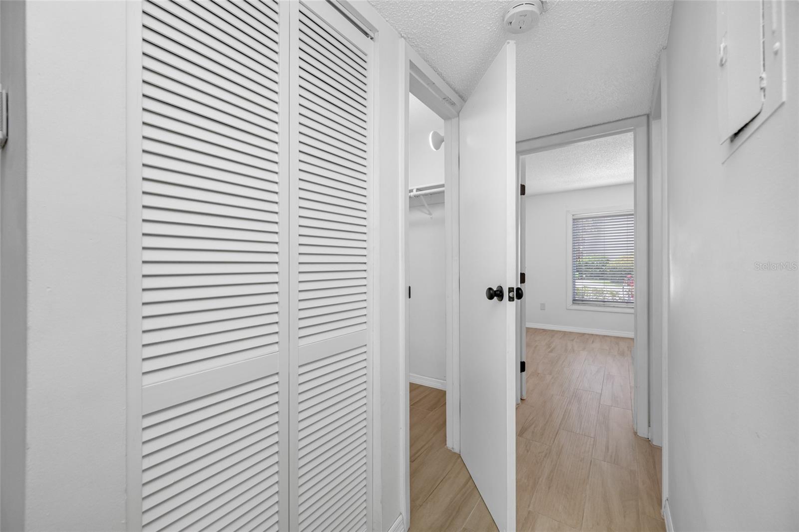 TB8416229 Property Photo