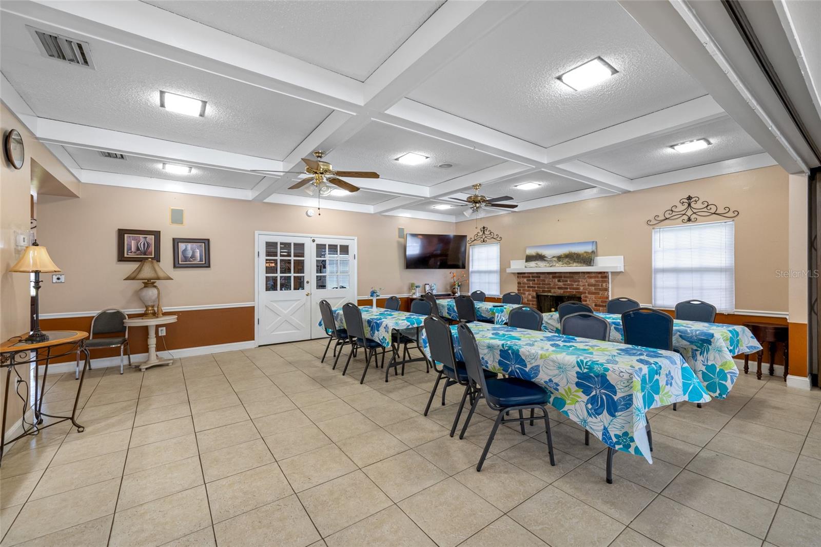 TB8416229 Property Photo