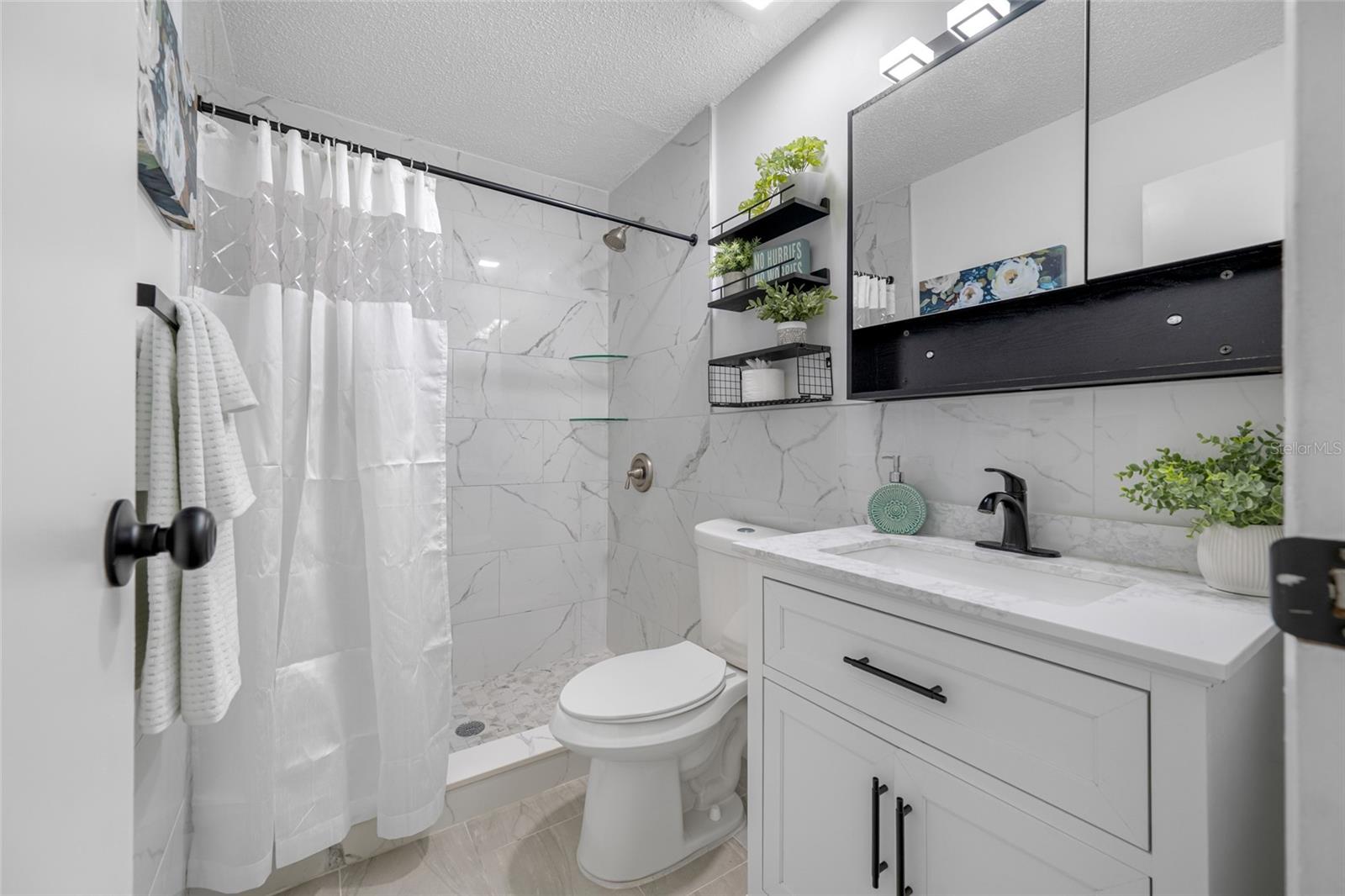 TB8416229 Property Photo