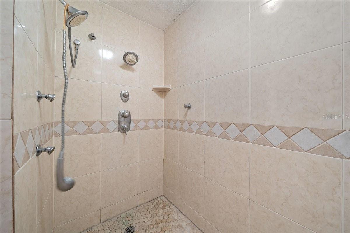 4611 NE 4TH AVE, OCALA, FL, 34479