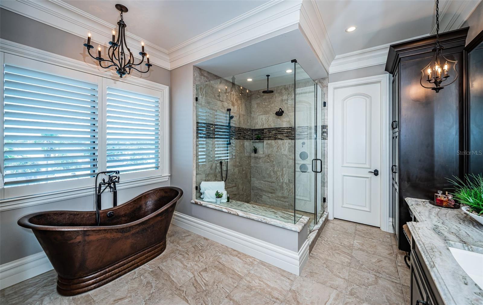 TB8416277 Property Photo