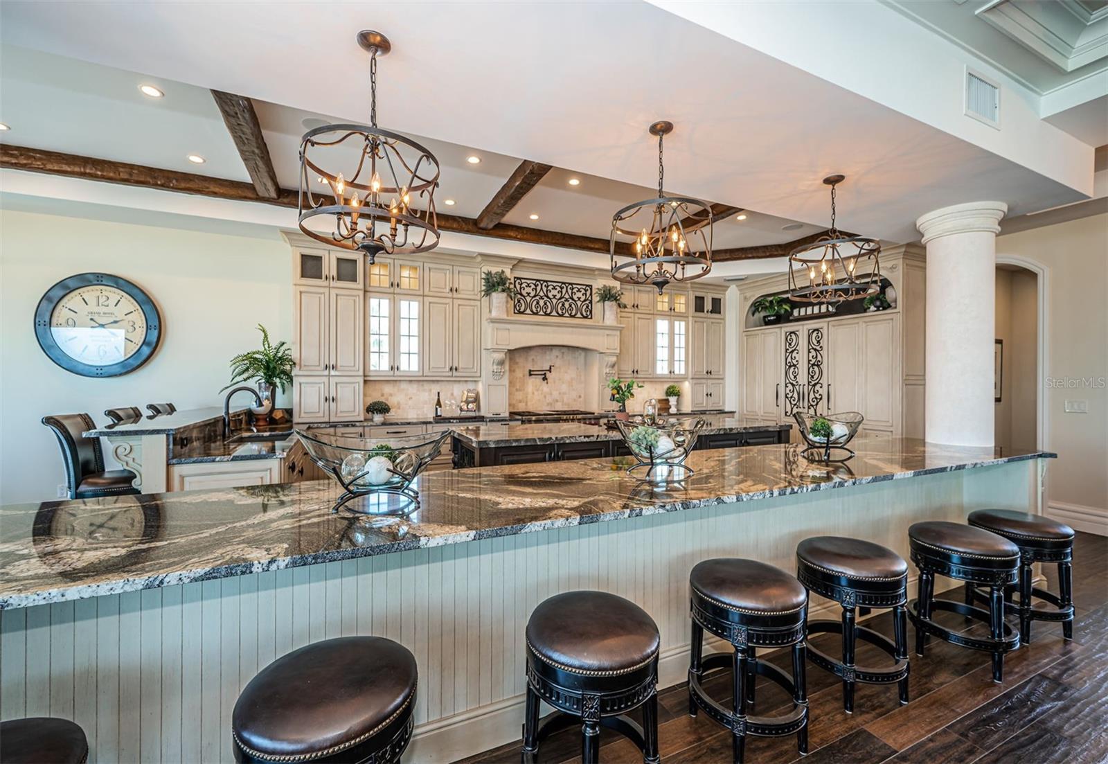 TB8416277 Property Photo