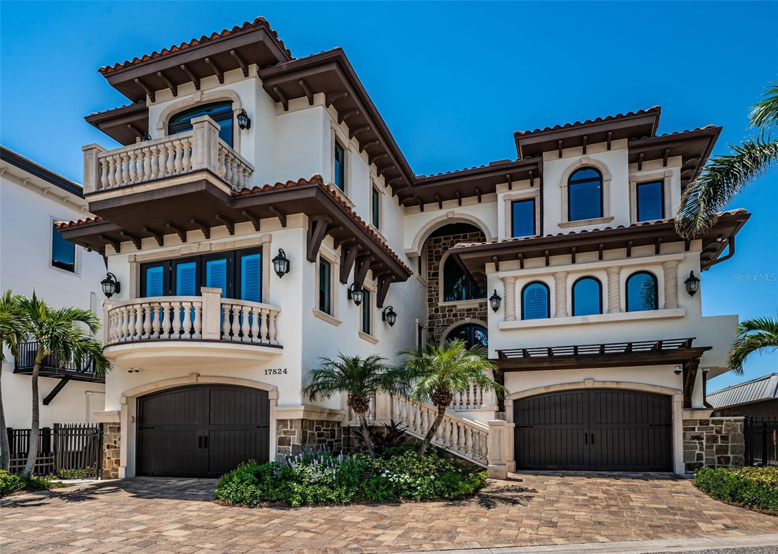 TB8416277 Property Photo