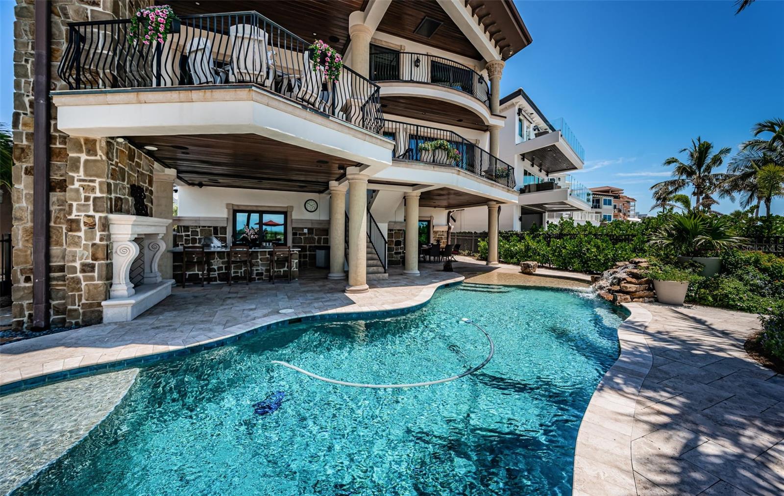 TB8416277 Property Photo