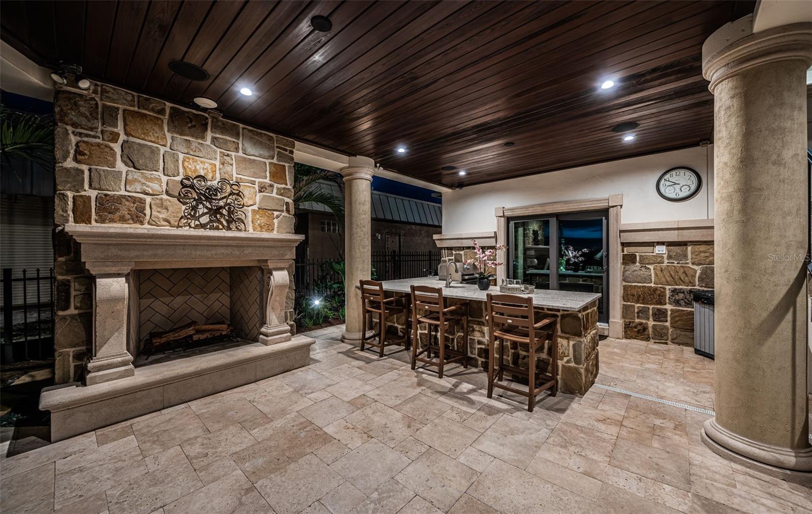 TB8416277 Property Photo