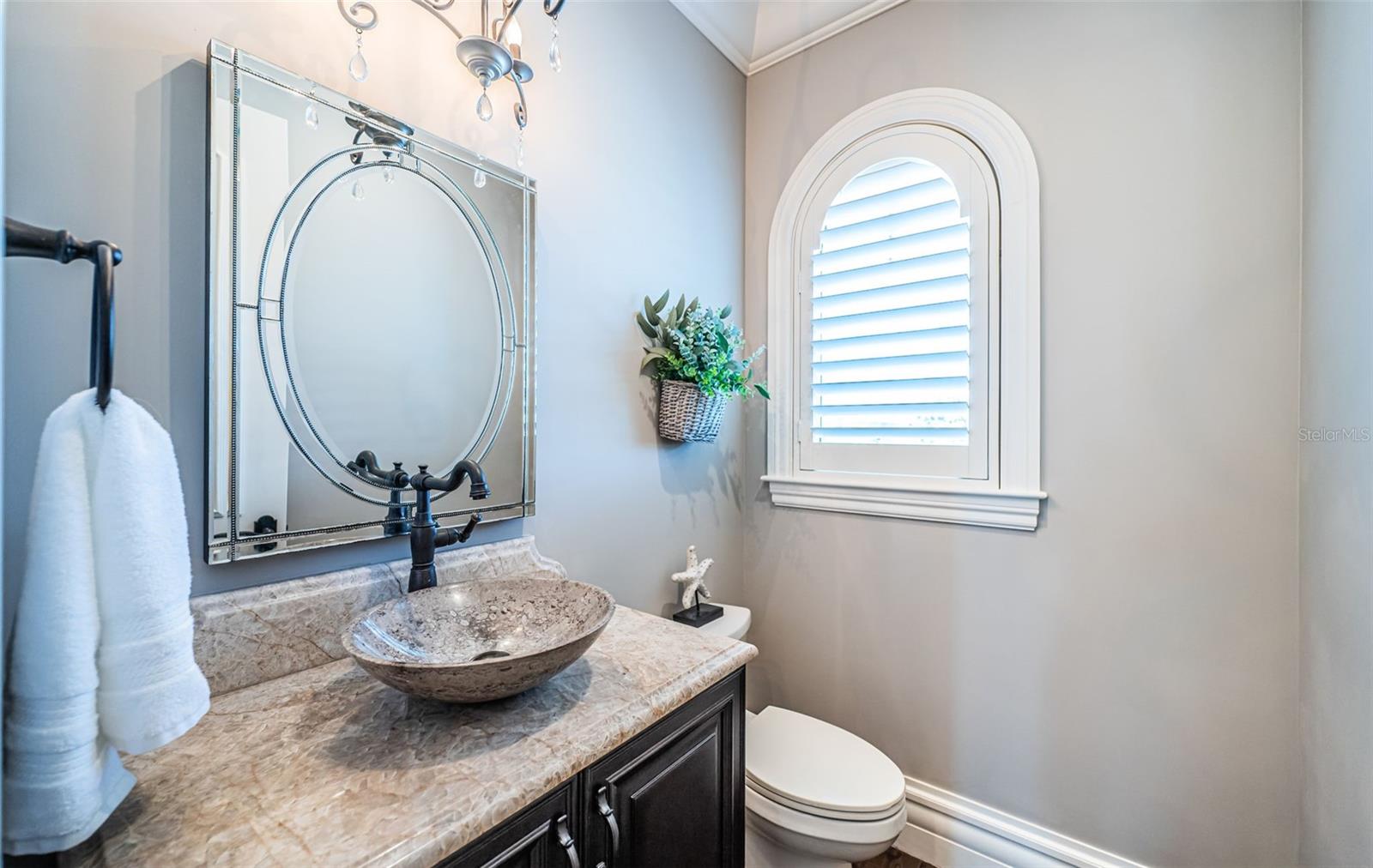 TB8416277 Property Photo