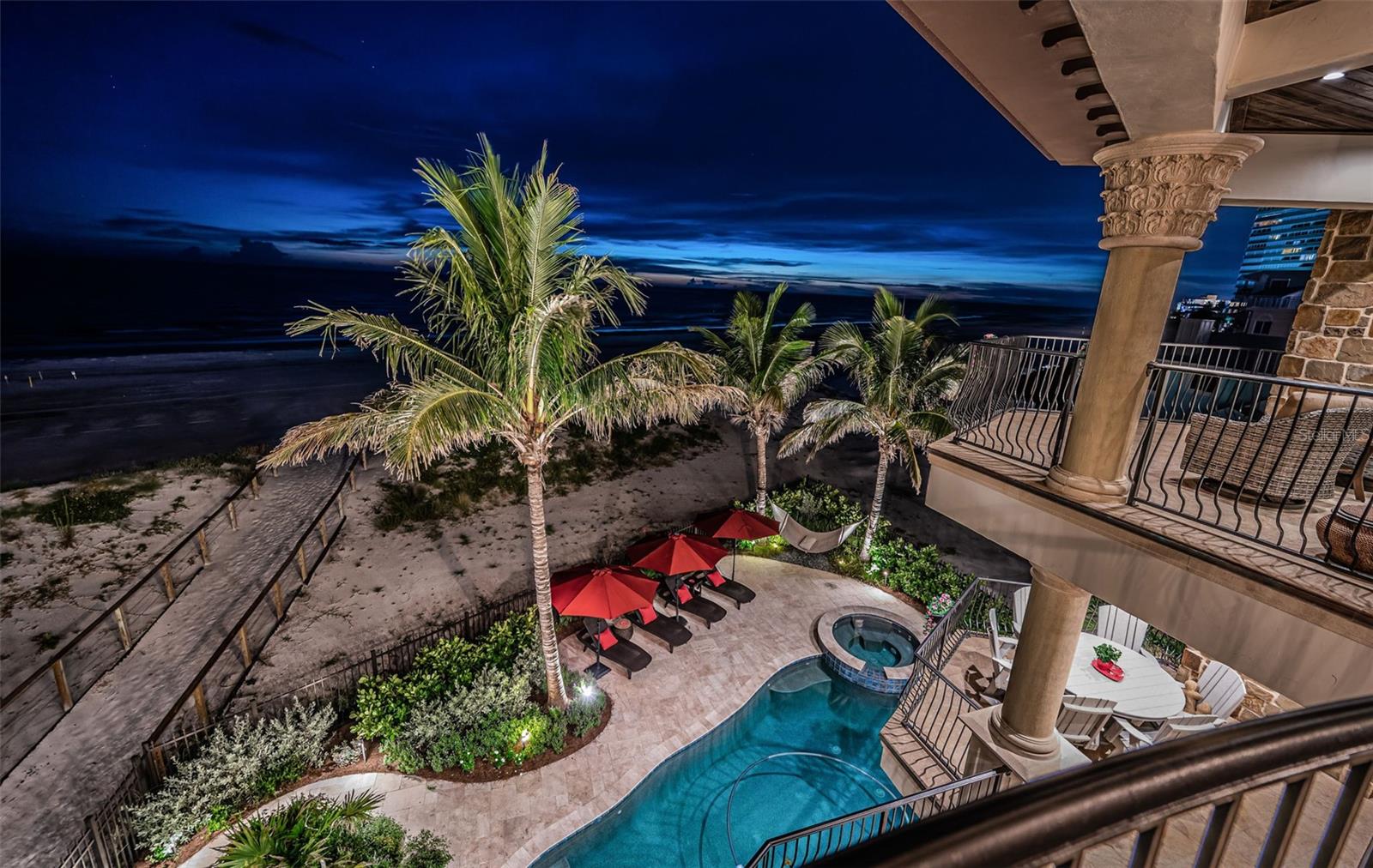 TB8416277 Property Photo