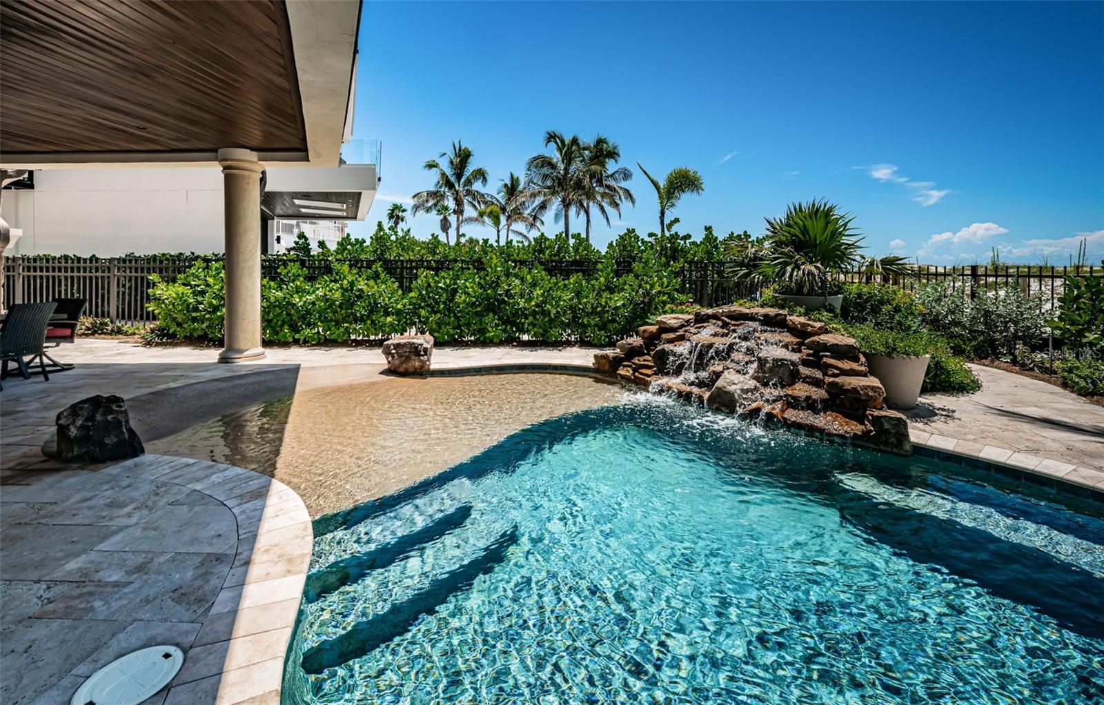 TB8416277 Property Photo