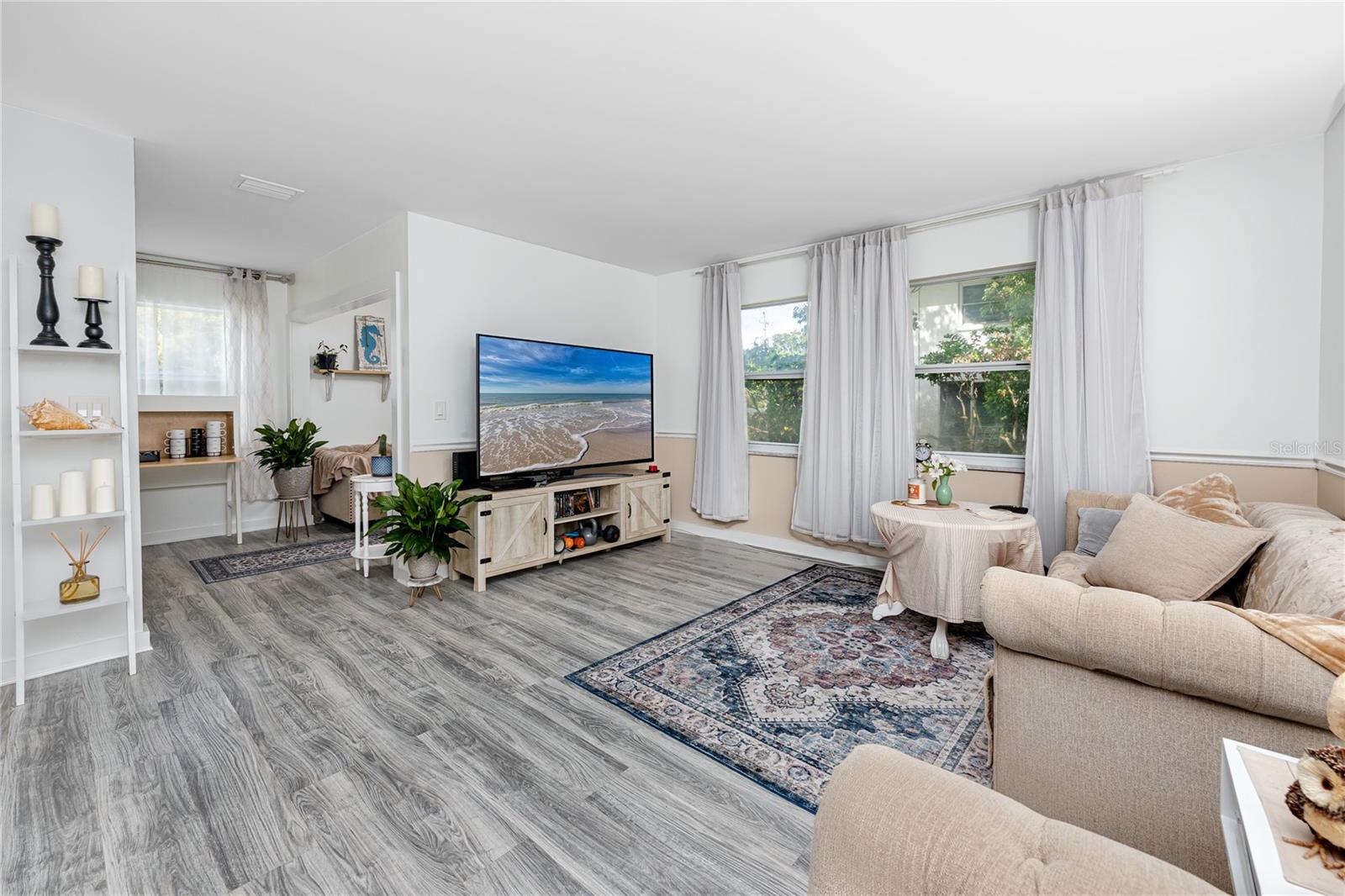 400 BRANDY WINE DR #400, LARGO, FL, 33771