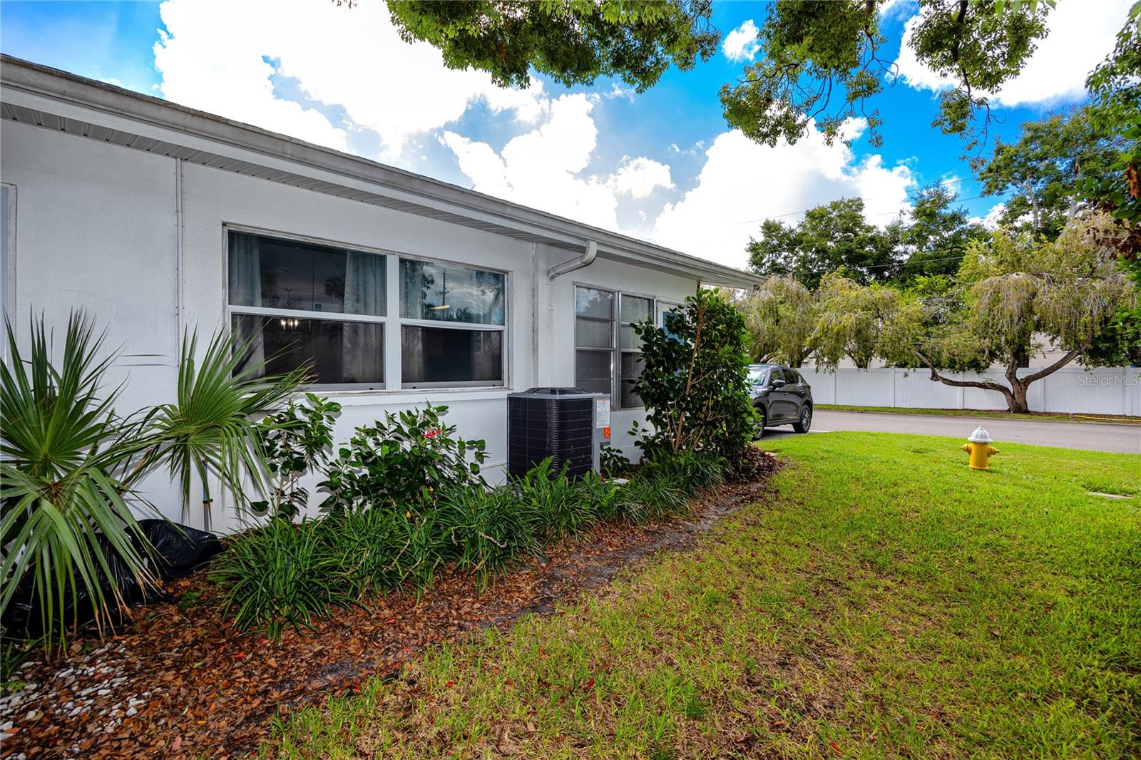 400 BRANDY WINE DR #400, LARGO, FL, 33771