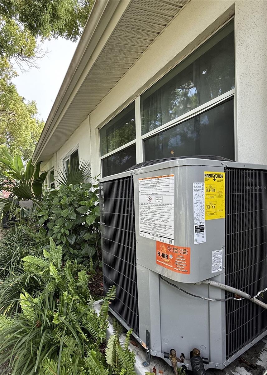 400 BRANDY WINE DR #400, LARGO, FL, 33771