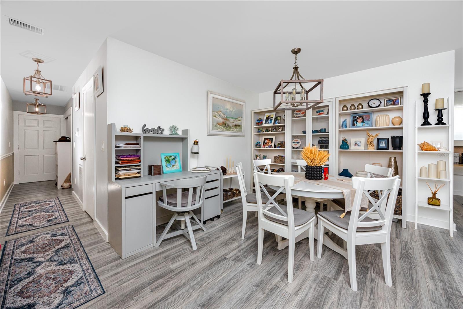 400 BRANDY WINE DR #400, LARGO, FL, 33771