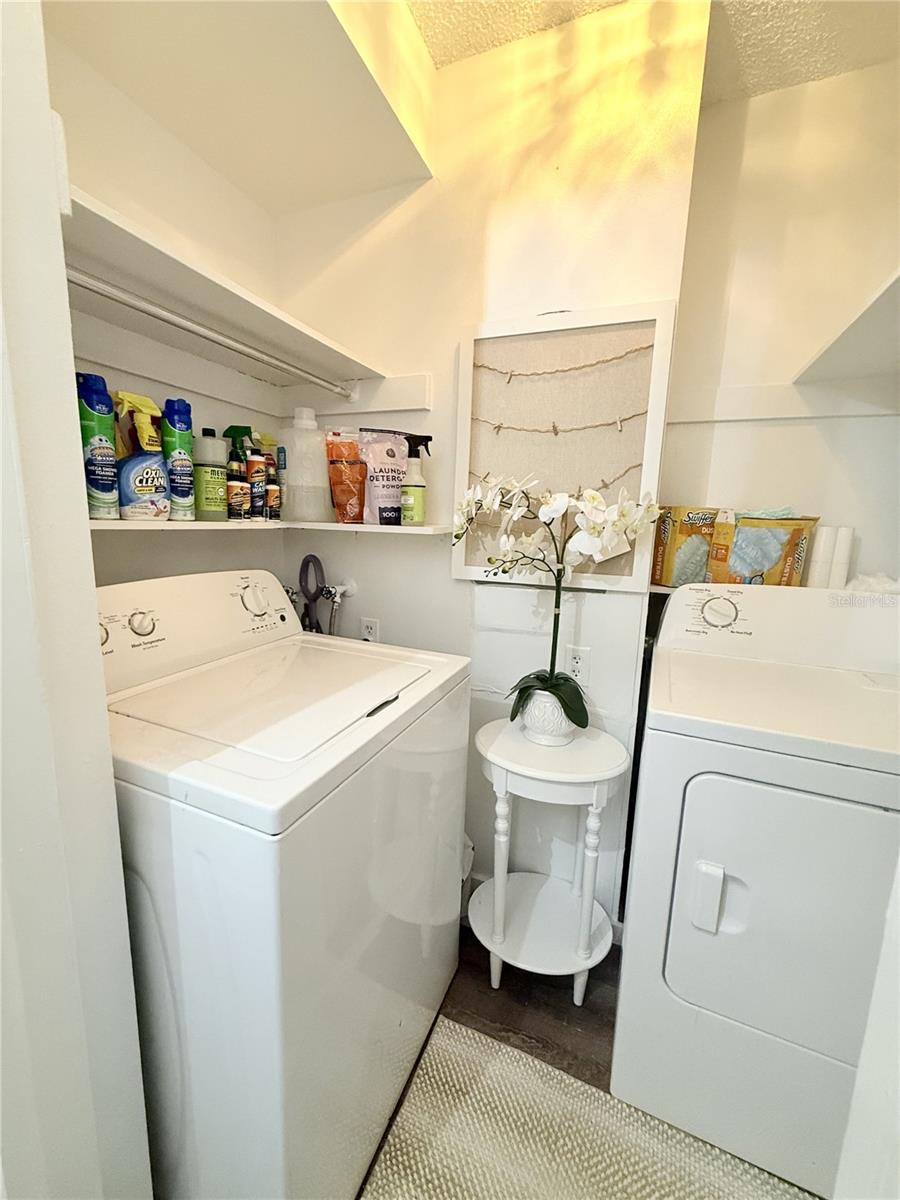 400 BRANDY WINE DR #400, LARGO, FL, 33771