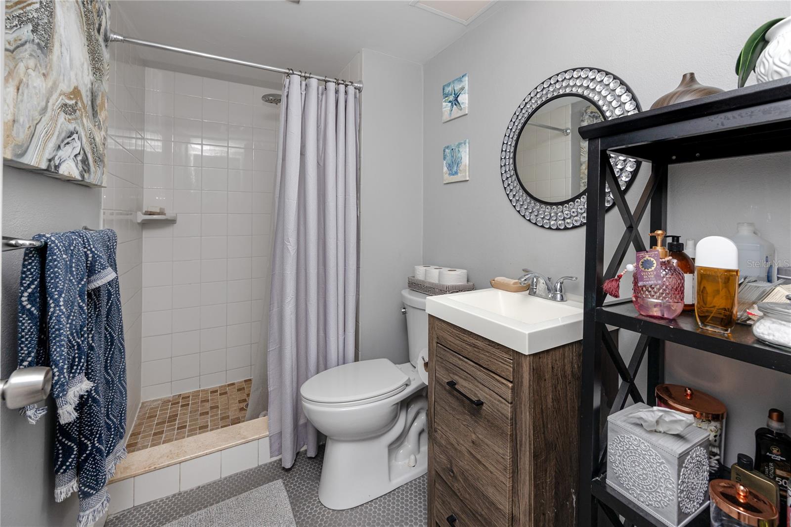 400 BRANDY WINE DR #400, LARGO, FL, 33771