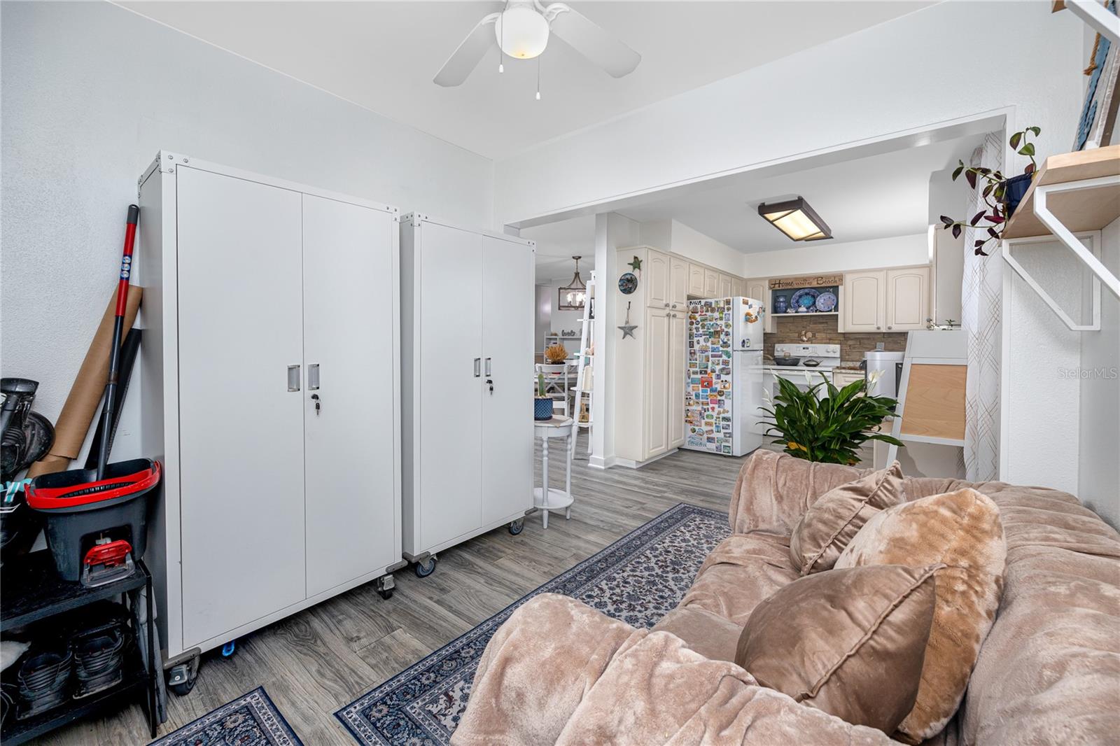 400 BRANDY WINE DR #400, LARGO, FL, 33771