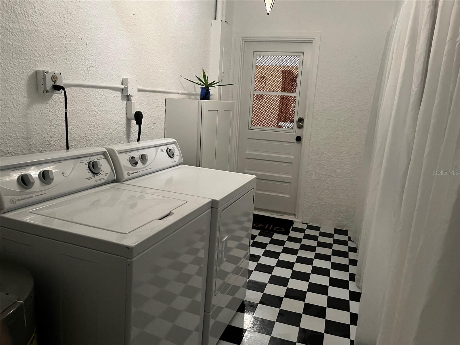 901 S RIDGEWOOD AVE, DAYTONA BEACH, FL, 32114