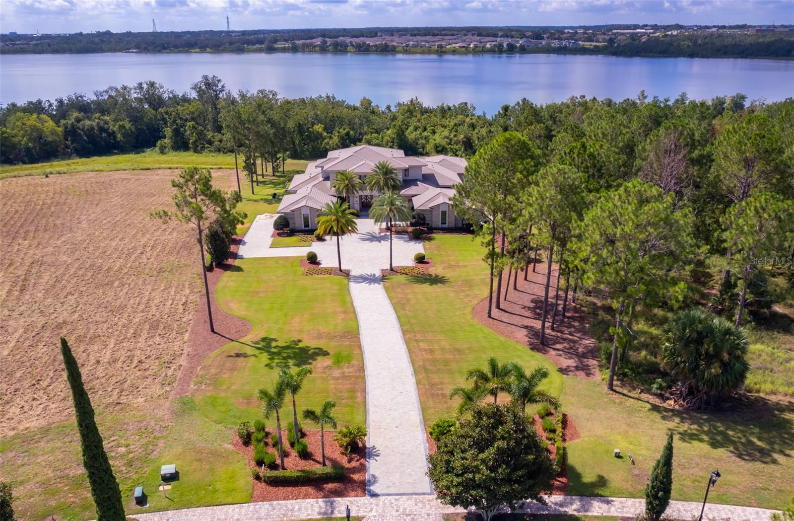 O6334958 Property Photo