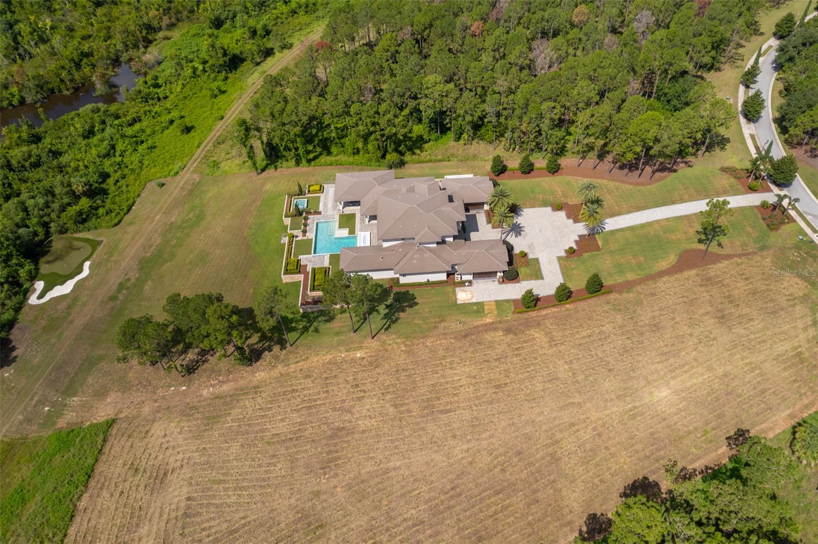 O6334958 Property Photo