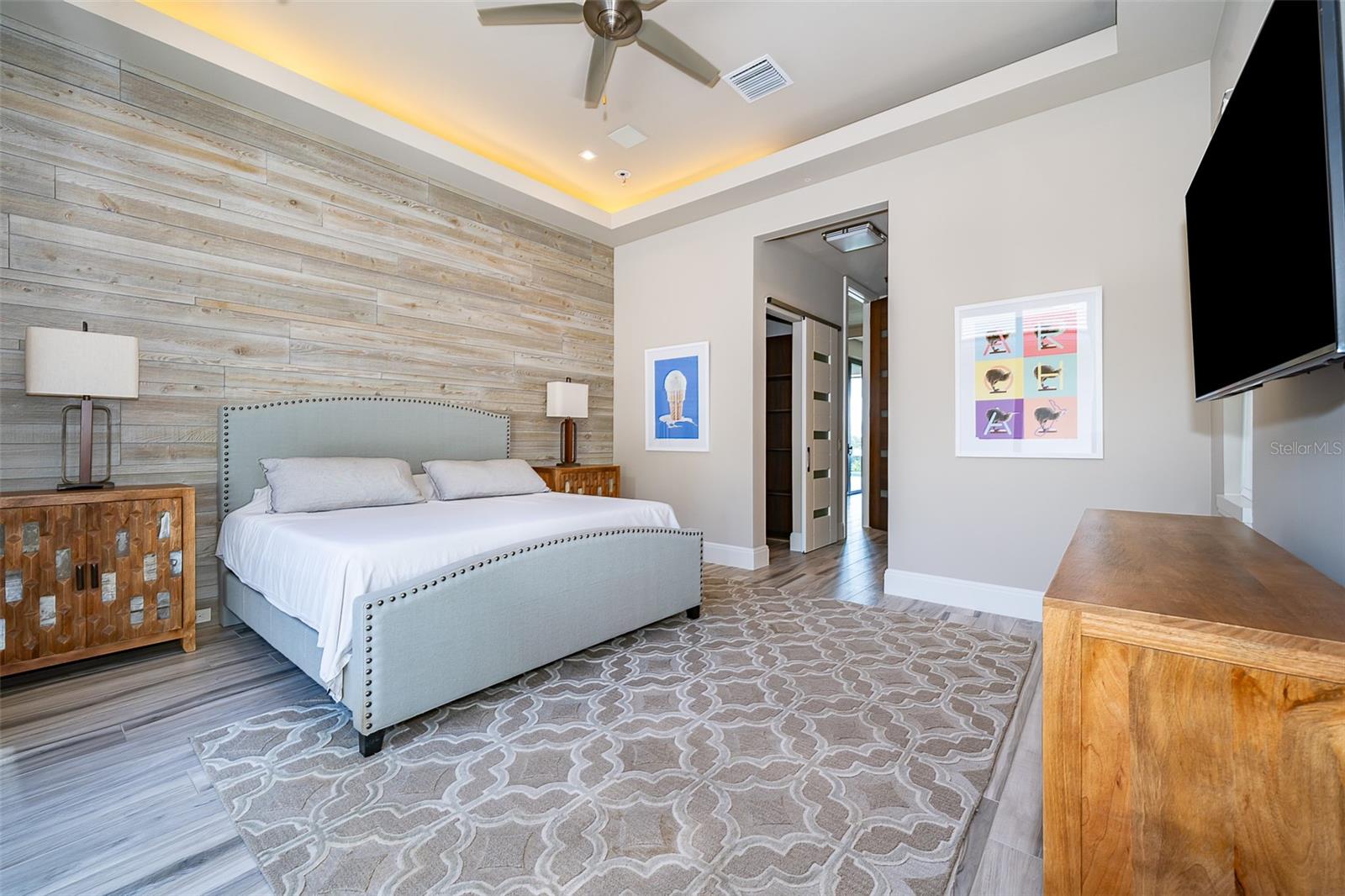 O6334958 Property Photo