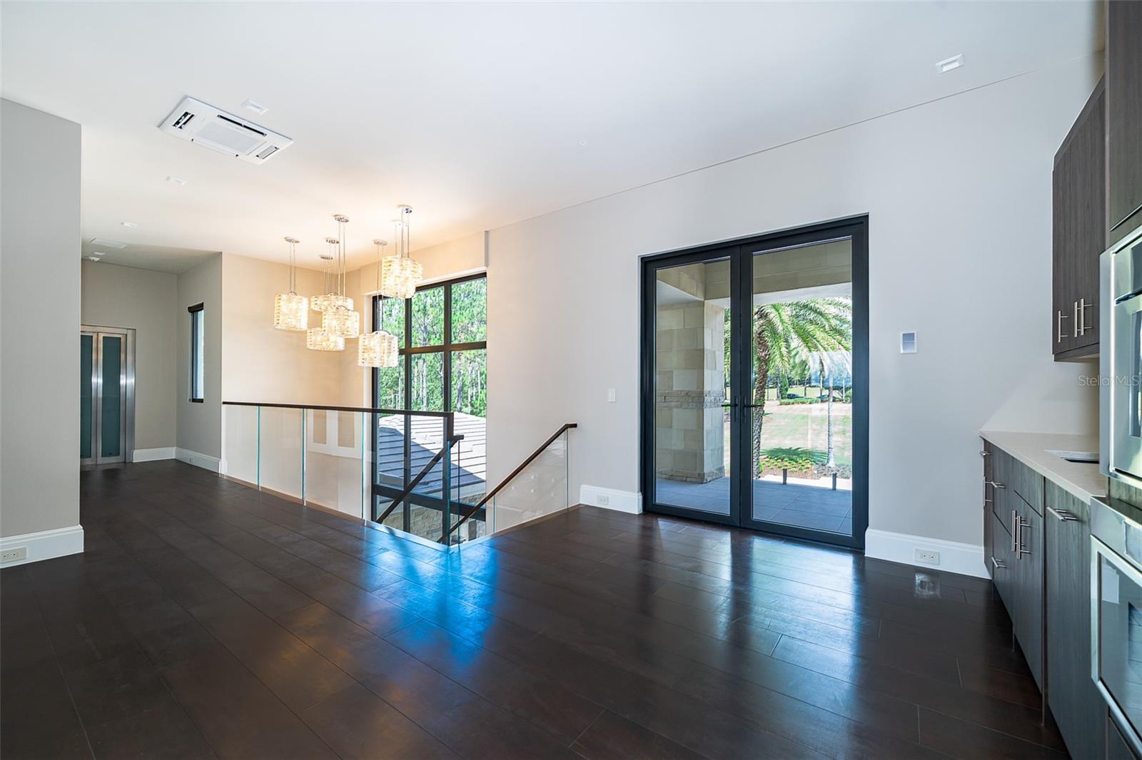 O6334958 Property Photo