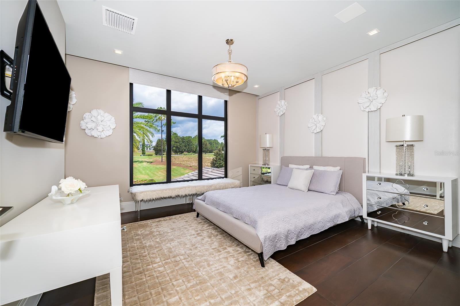 O6334958 Property Photo