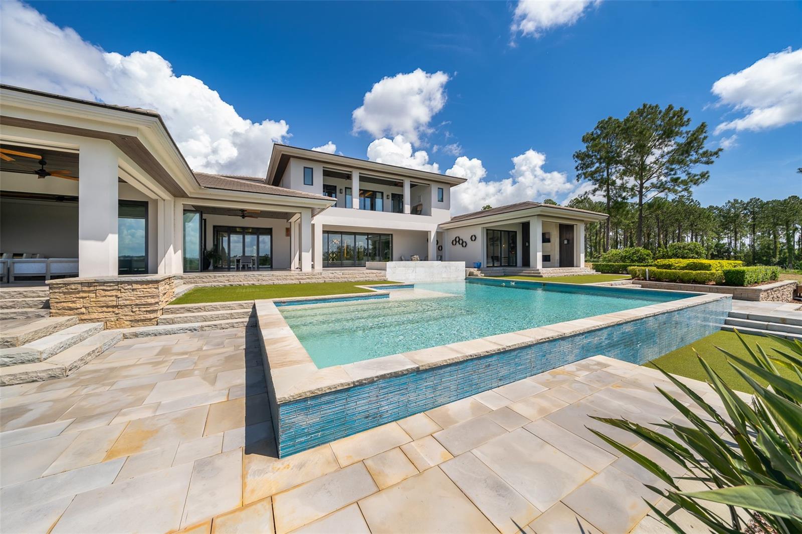 O6334958 Property Photo