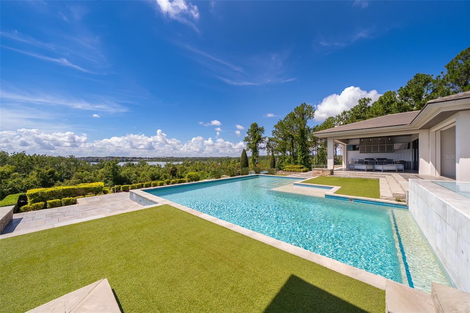 O6334958 Property Photo