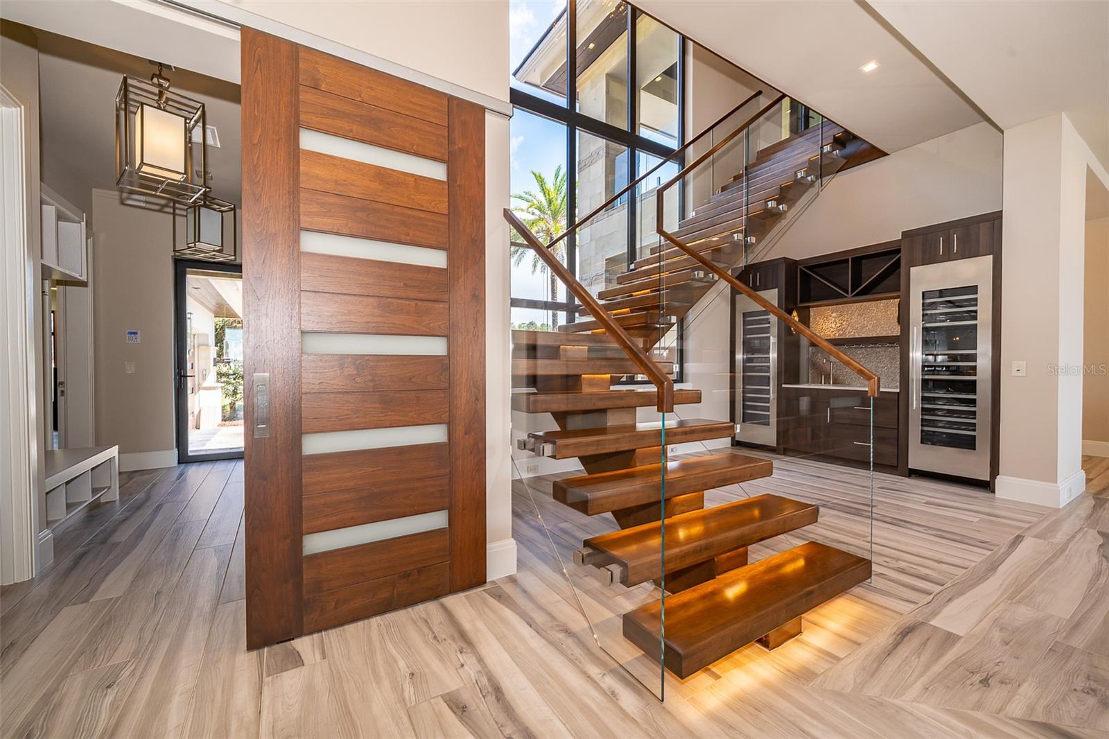 O6334958 Property Photo