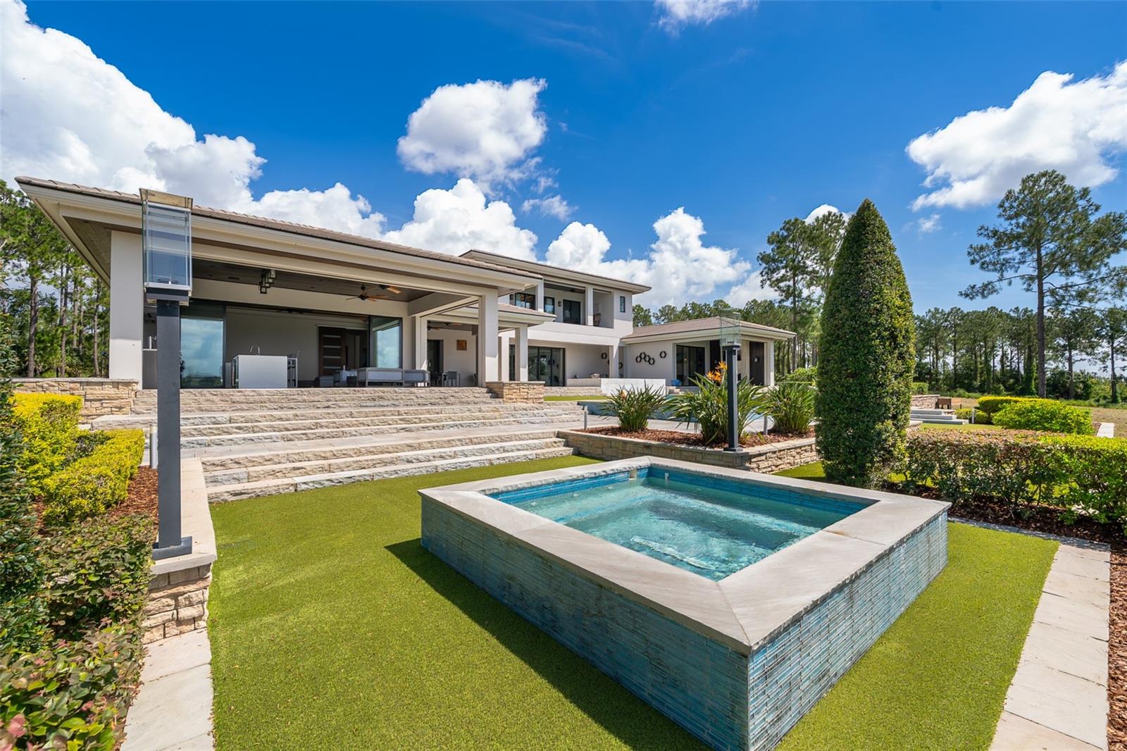 O6334958 Property Photo