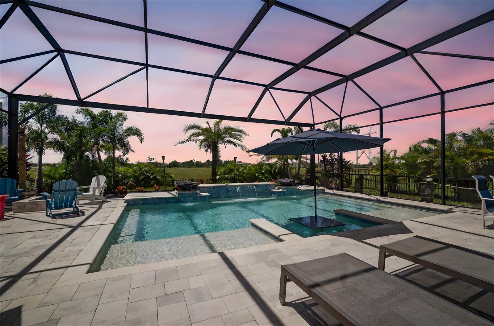 Sunset Views (West facing)