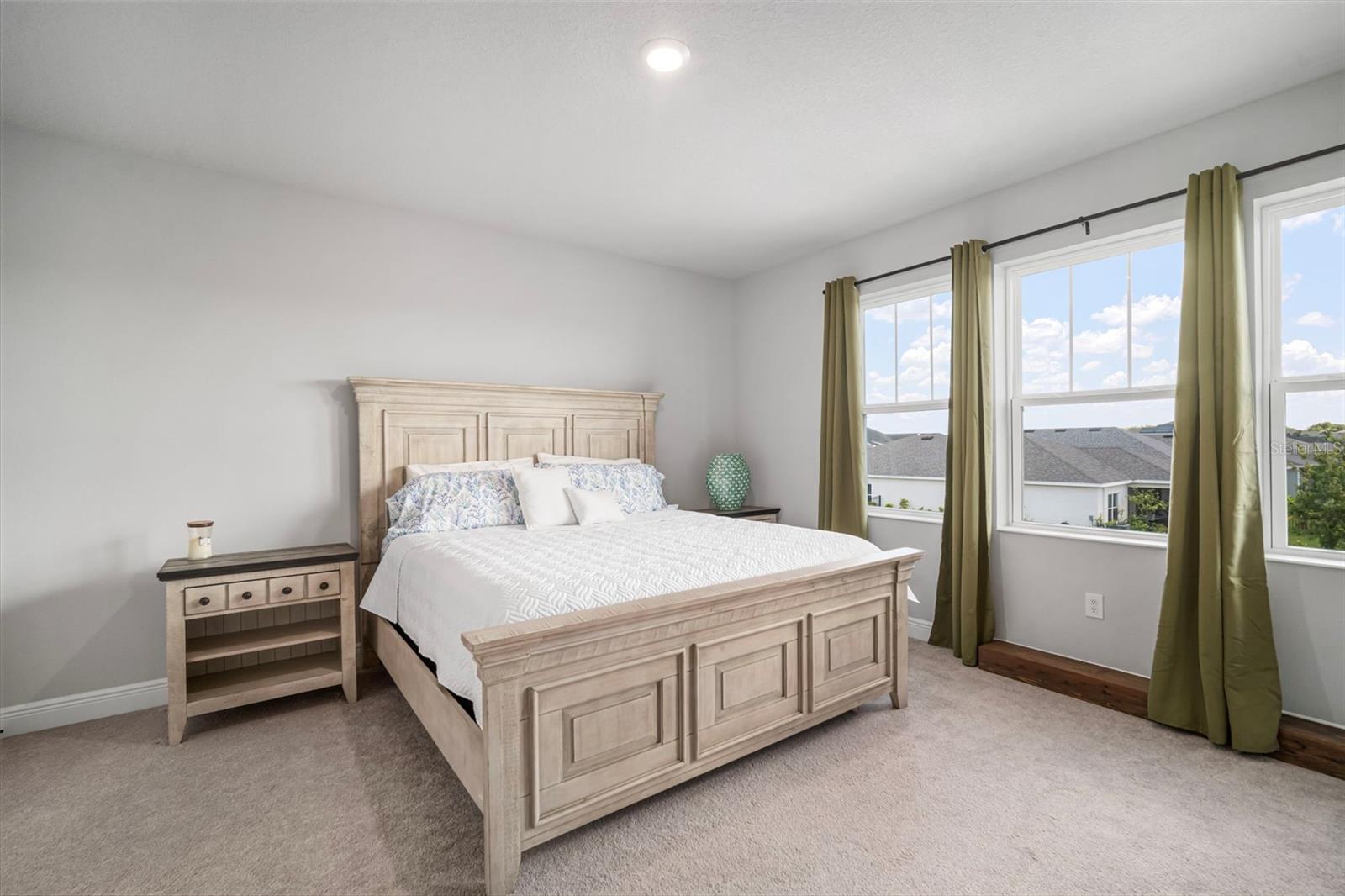 Junior Suite with full bathroom and walk in closet