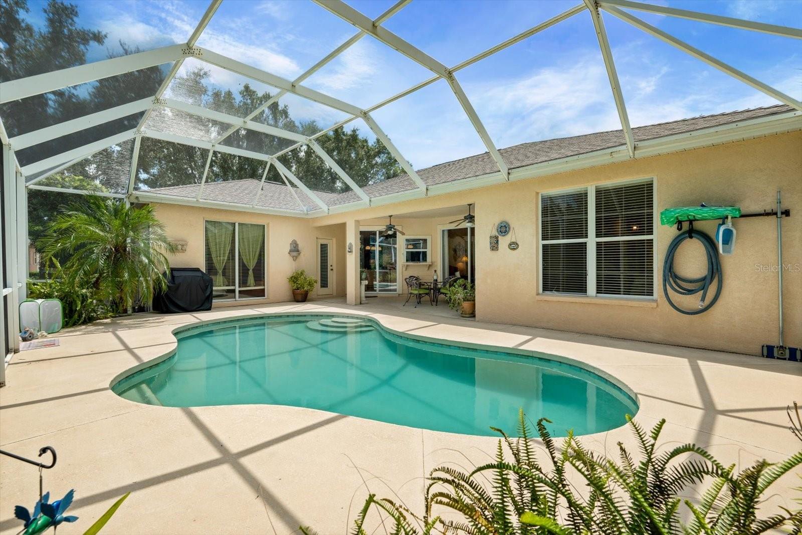 A4661728 Property Photo