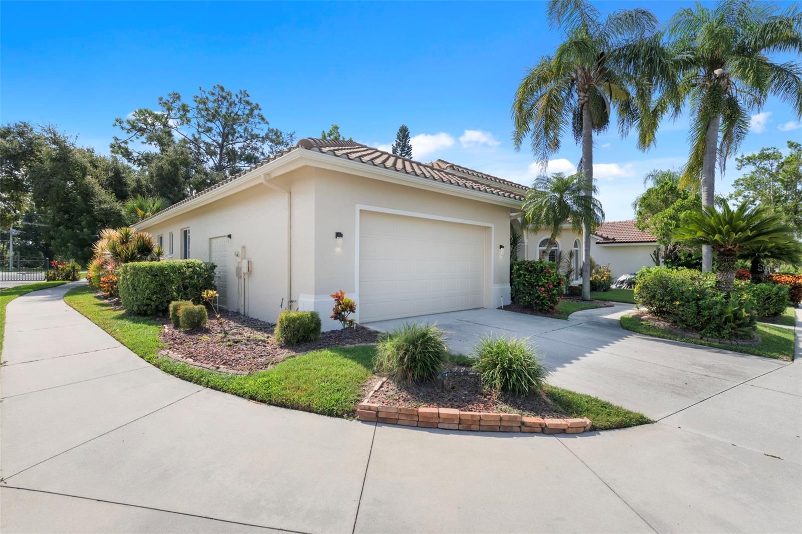 A4661730 Property Photo