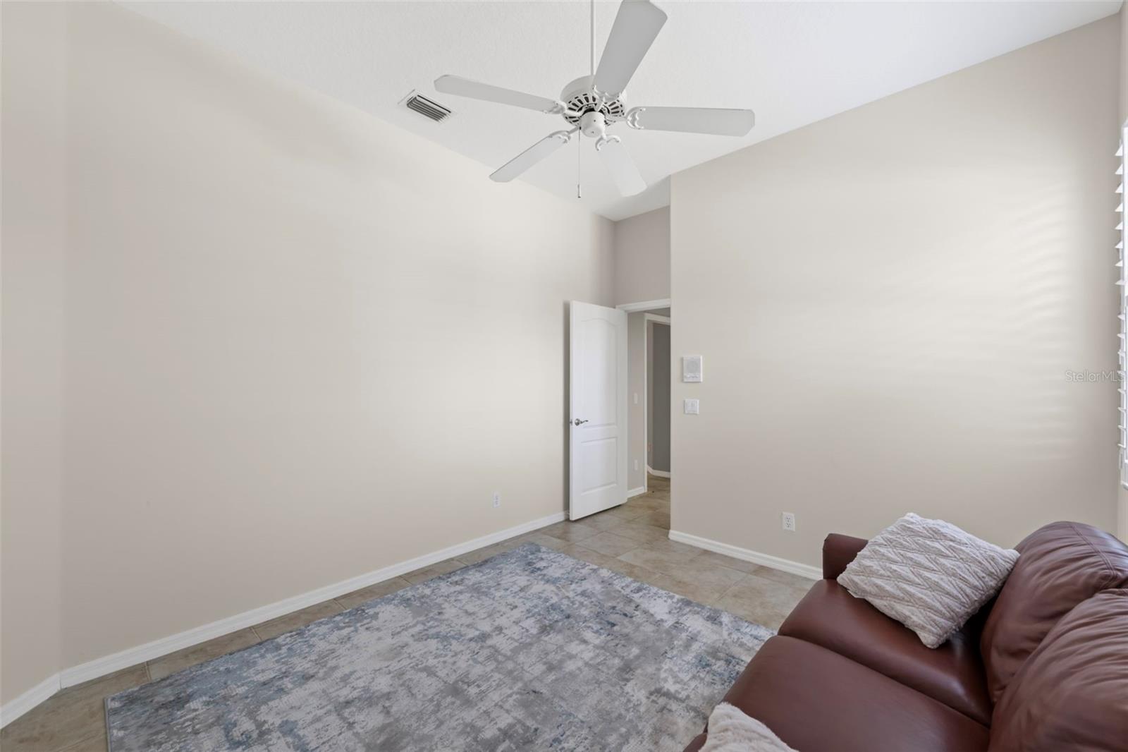 A4661730 Property Photo