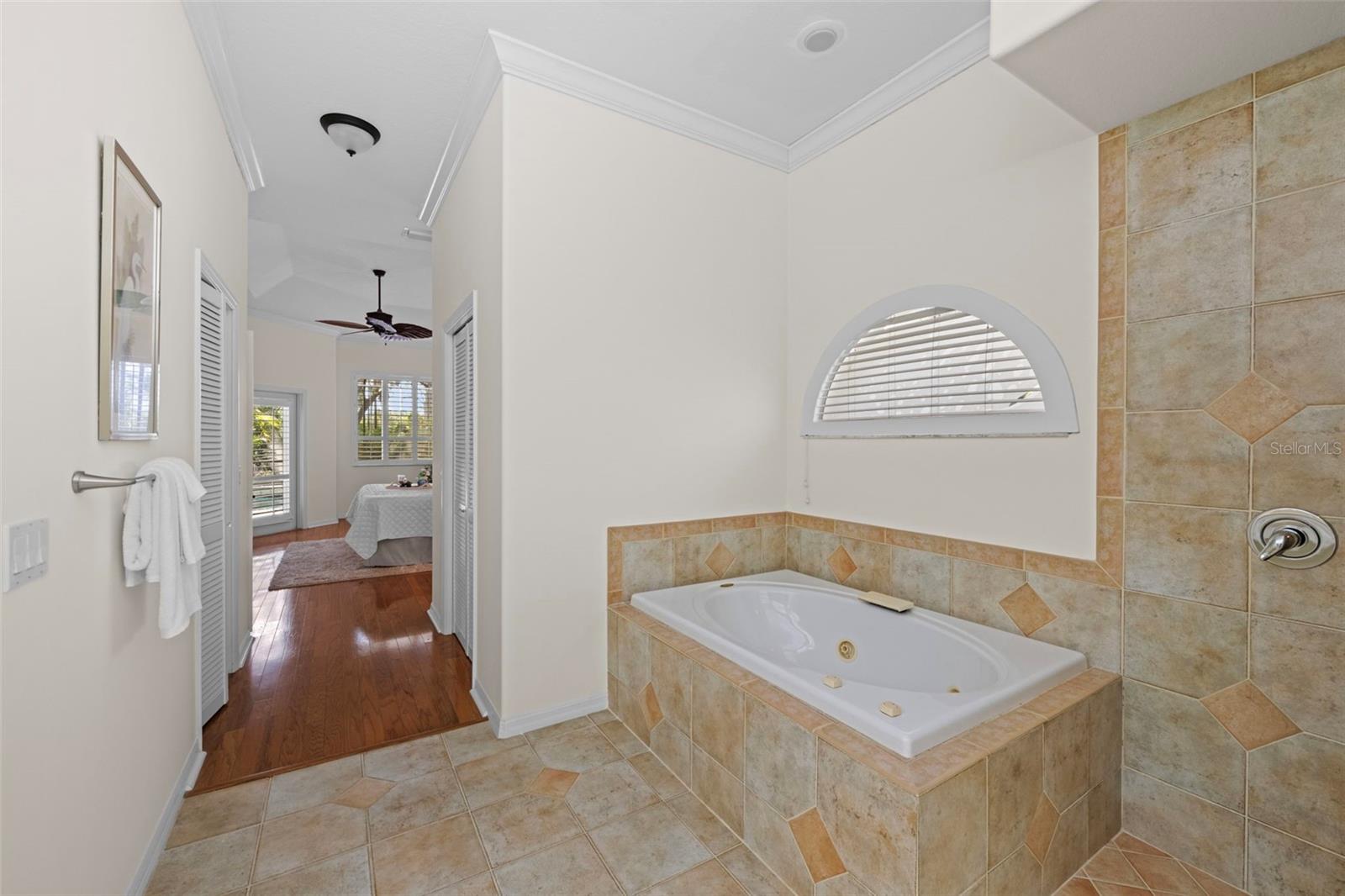 A4661730 Property Photo