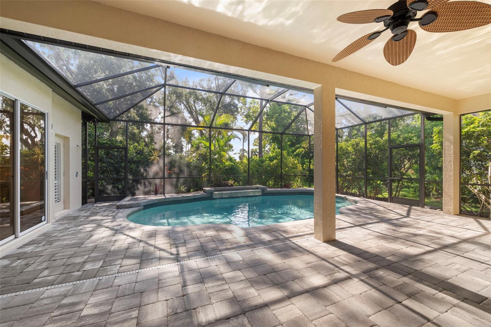 A4661730 Property Photo