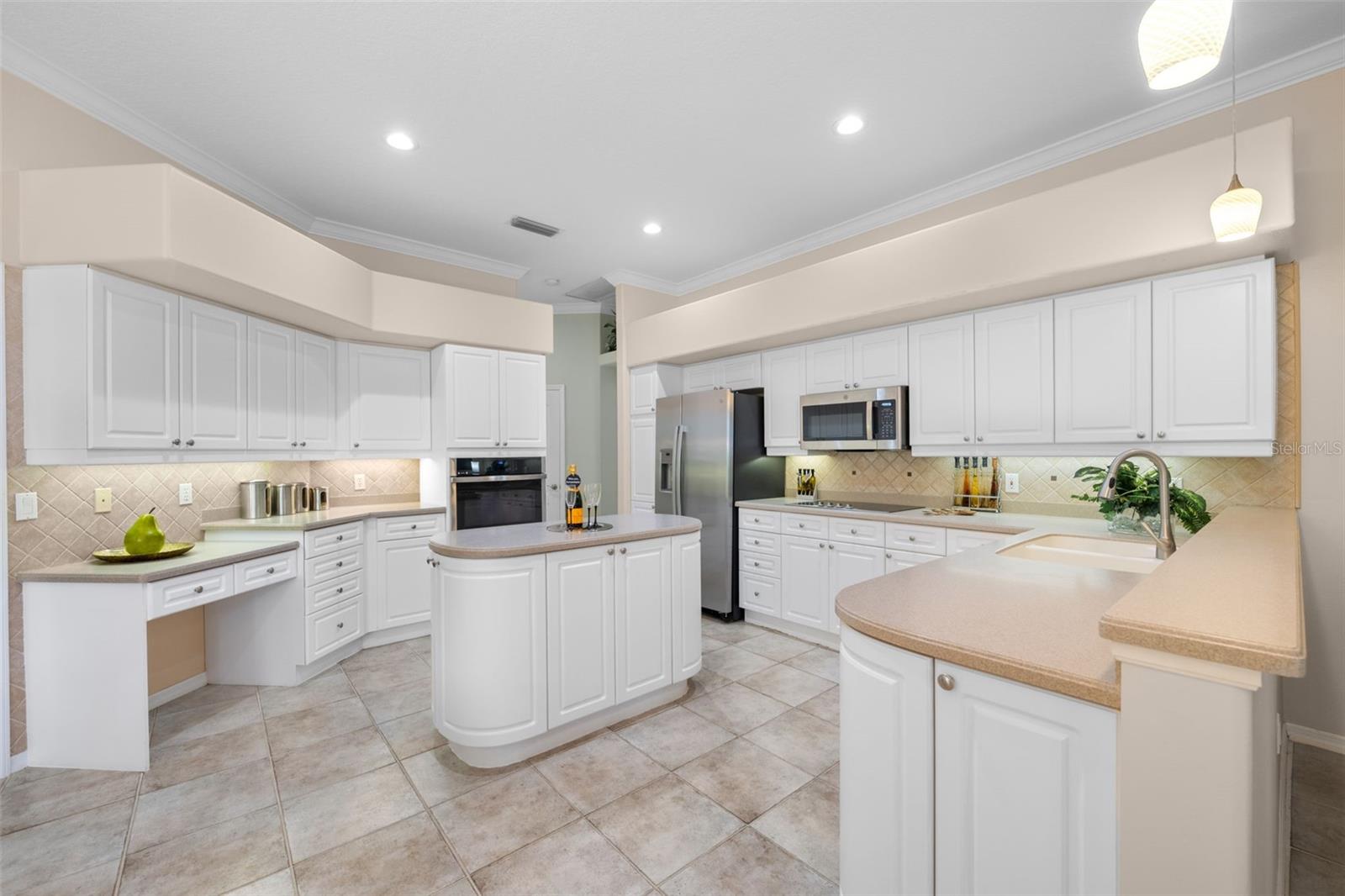 A4661730 Property Photo