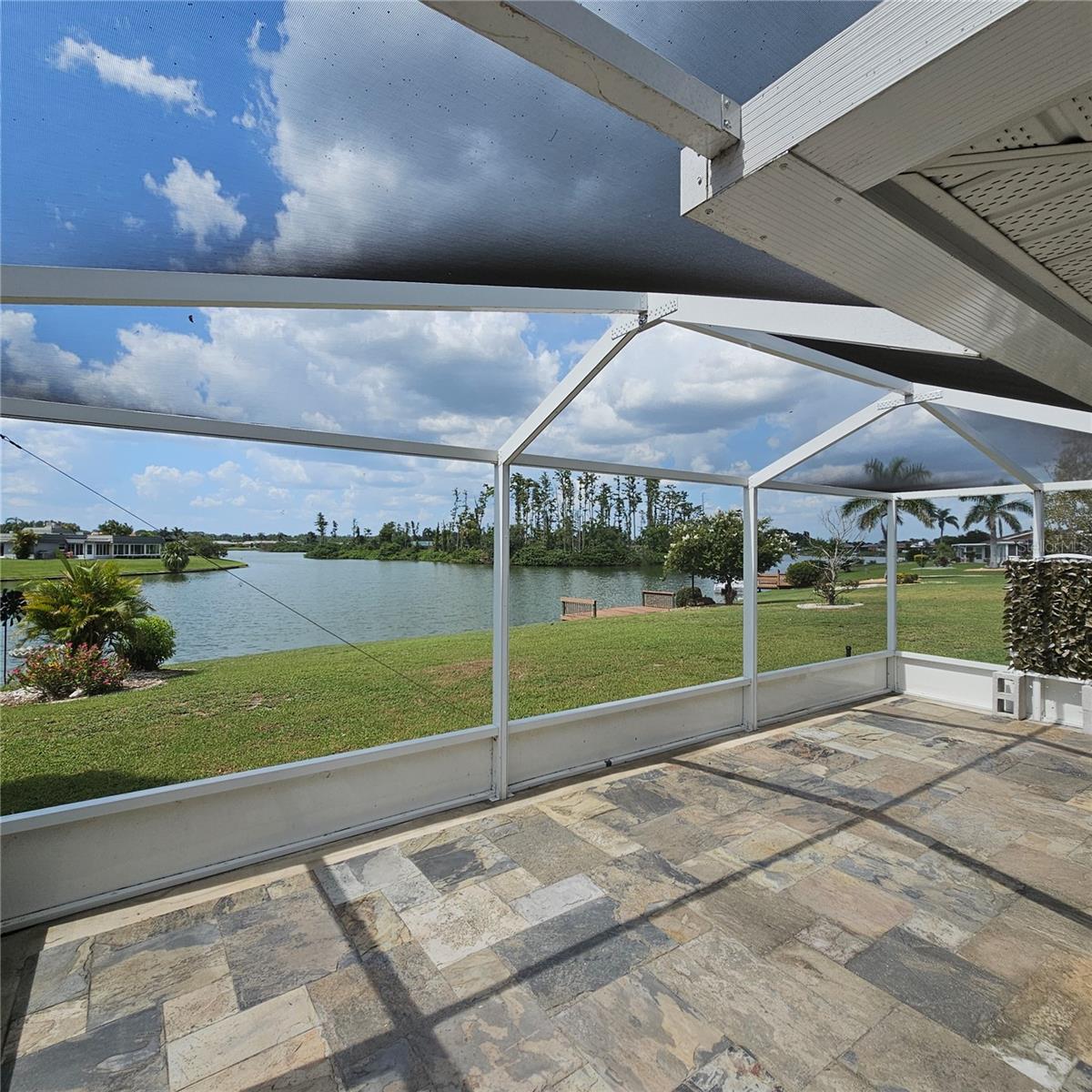 1717 DANBURY DR, SUN CITY CENTER, FL, 33573