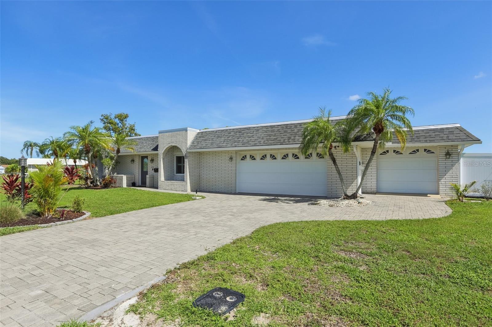 1717 DANBURY DR, SUN CITY CENTER, FL, 33573