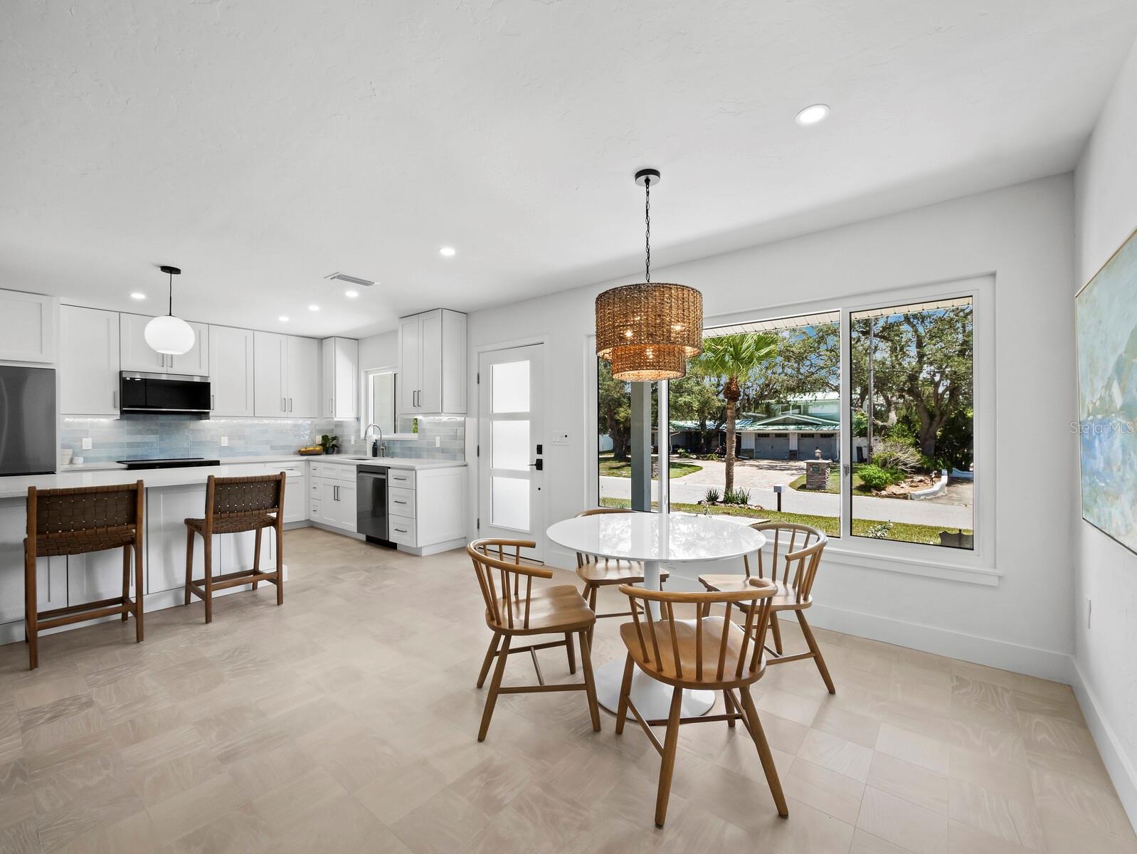 A4661742 Property Photo