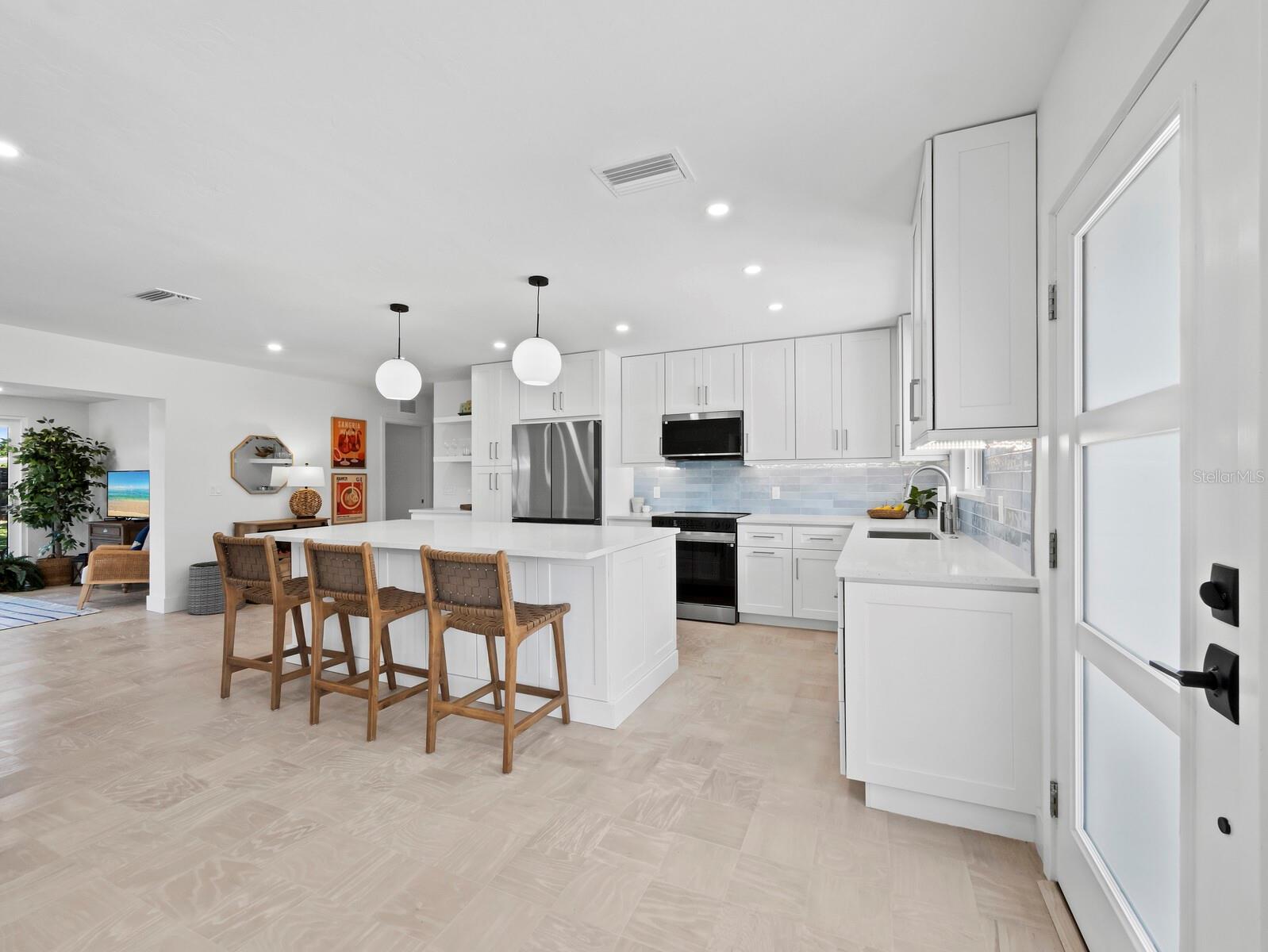 A4661742 Property Photo