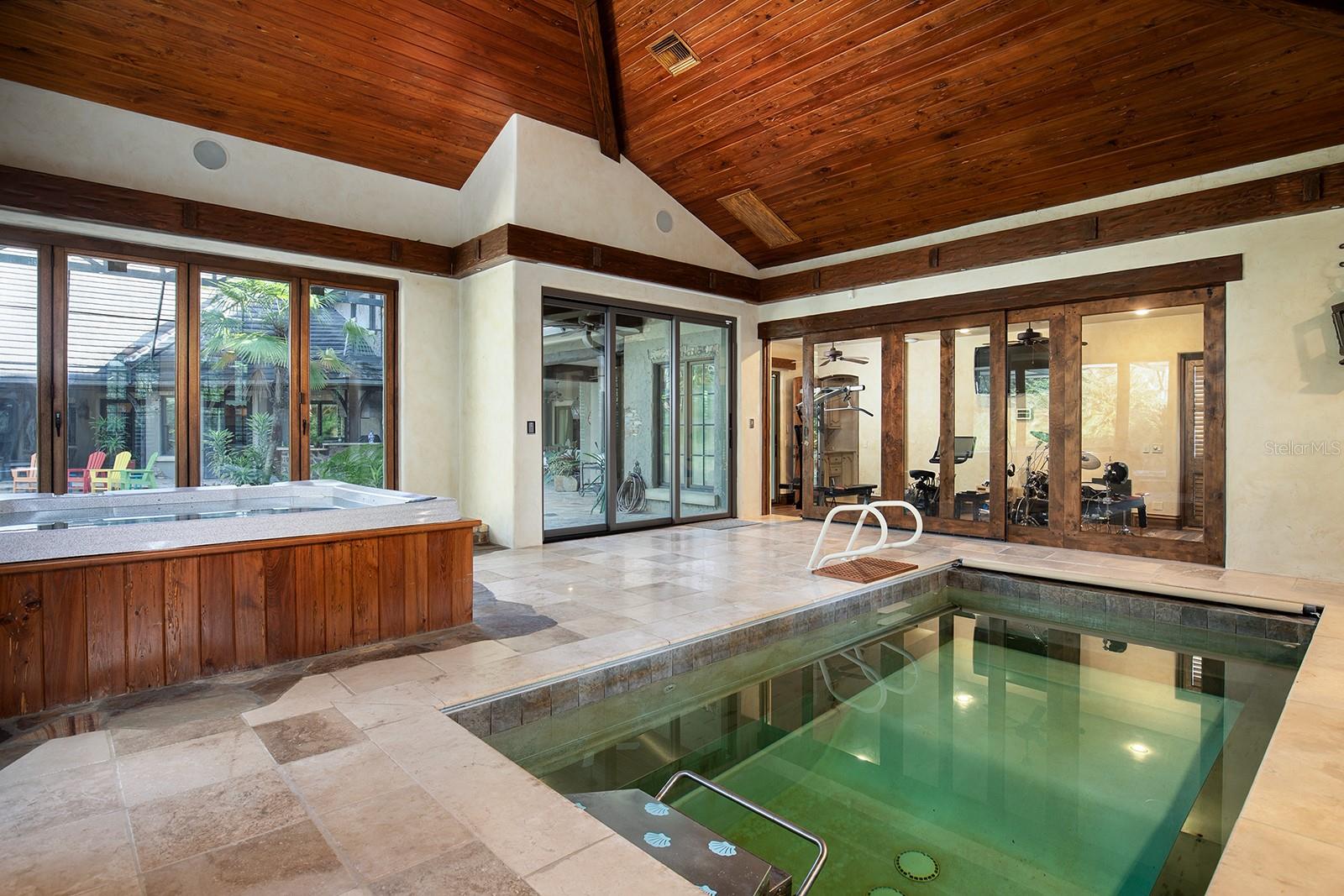 O6335062 Property Photo