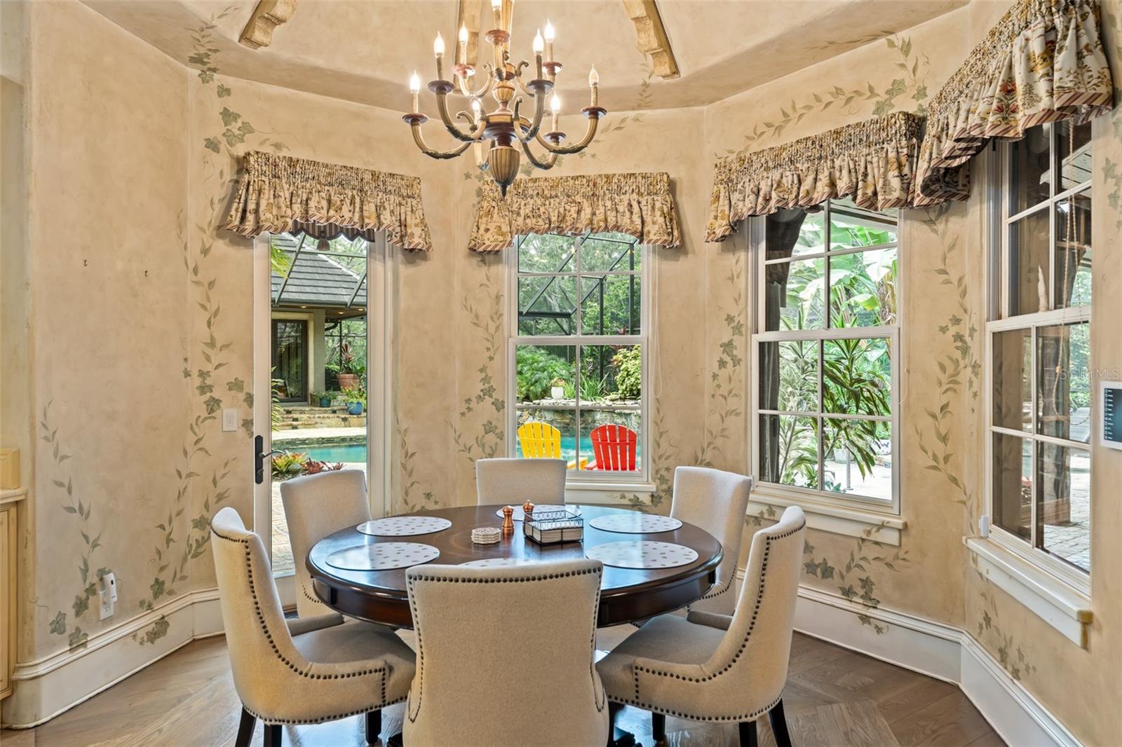 O6335062 Property Photo