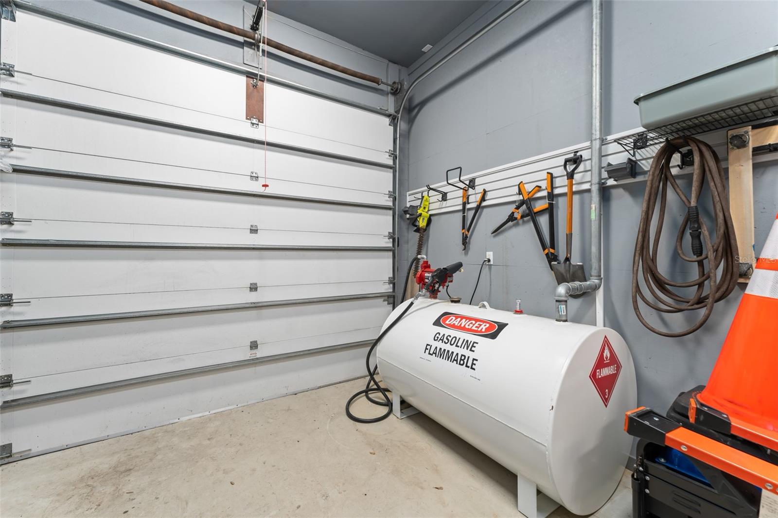 O6335062 Property Photo