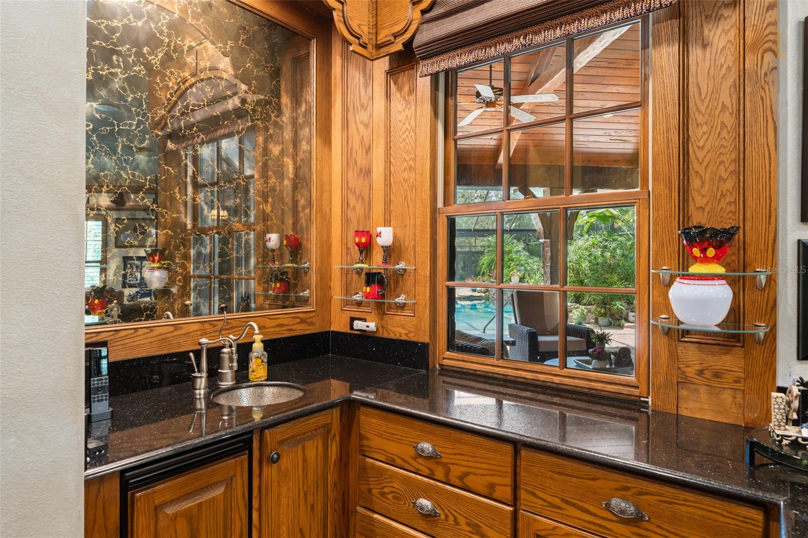 O6335062 Property Photo