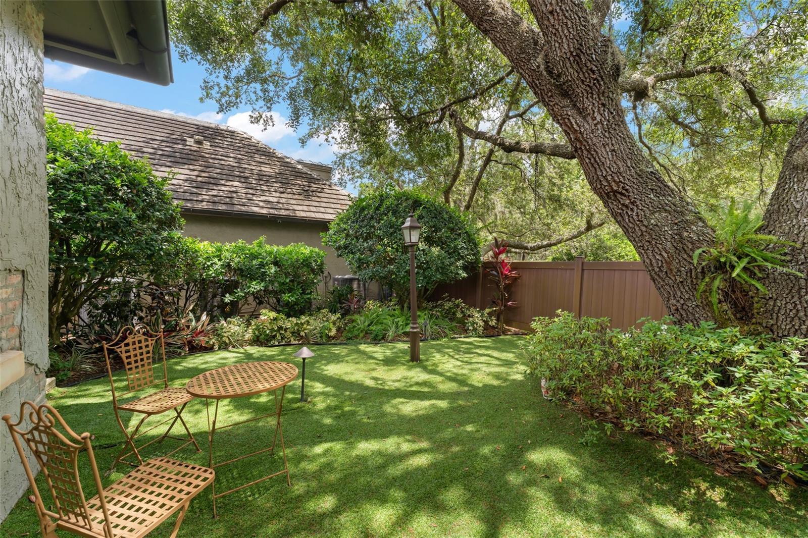 O6335062 Property Photo